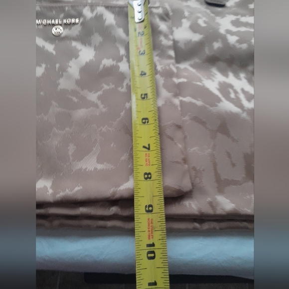 New Michael Kors Jet Set Extra Large Packable Tote & Matching Travel Pouch NWT - Picture 11 of 12